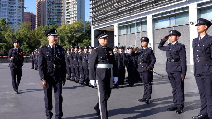 入境事務學院舉行結業會操 戴志源勉勵學員保持幹勁服務市民