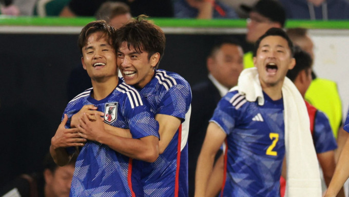 日本男足抱着坚定前进的心态，终于踢出成绩。资料图片