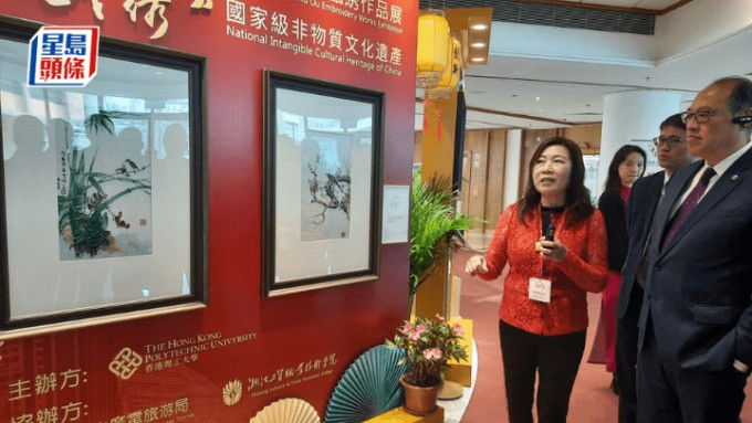 浙江温州的国家级非遗艺术「瓯绣」亦是展品之一。
