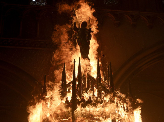 教堂遭焚烧。AP
