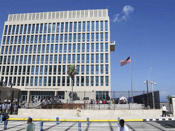 數年前一批派駐古巴的美國外交官員患上怪病。AP資料圖