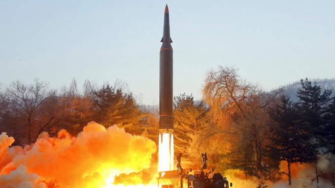 北韩今天怀疑再试射两枚短程弹道导弹。AP资料图片
