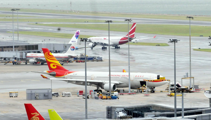 港航客機飛行途中折返香港。資料圖片