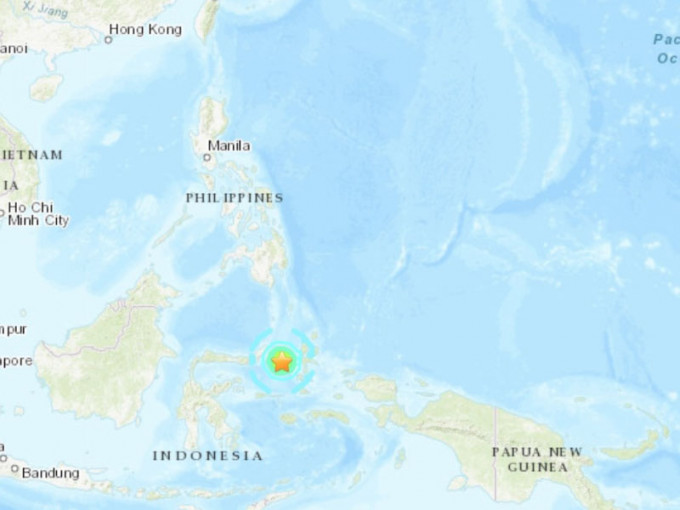 印尼马鲁古海，晚上发生黎克特制6.9级强烈地震，暂时未接获伤亡及损毁报告，印尼当局发出海啸警报，但已取消。（网图）