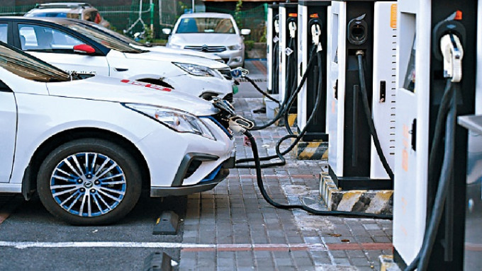 全国政协副主席万钢：新能源汽车区域发展不均衡