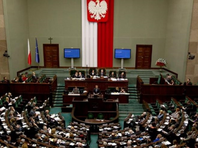 波蘭國會將休會至10月13日大選結束之後。 網圖
