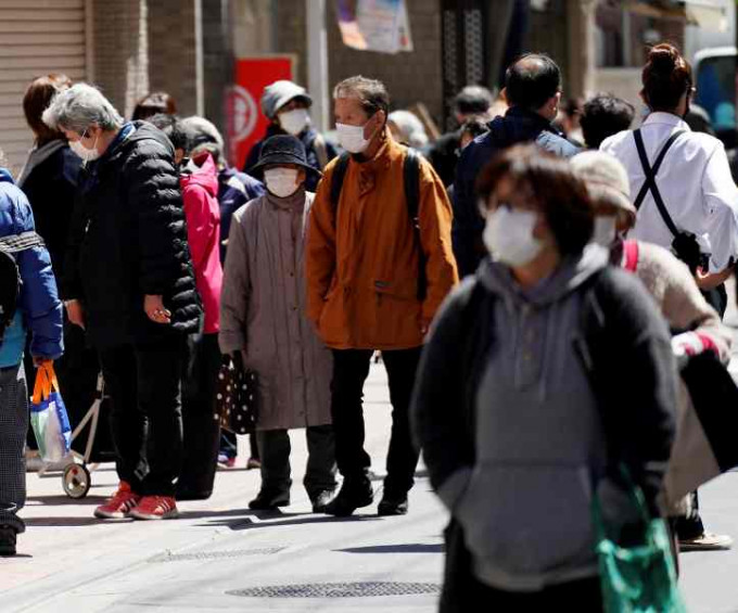 日本疫情嚴峻再新增確診547人確診。AP　　