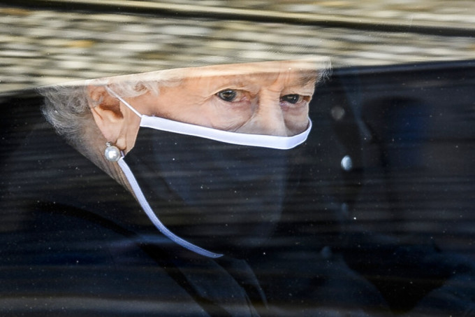 英女皇出席丧礼。AP图片
