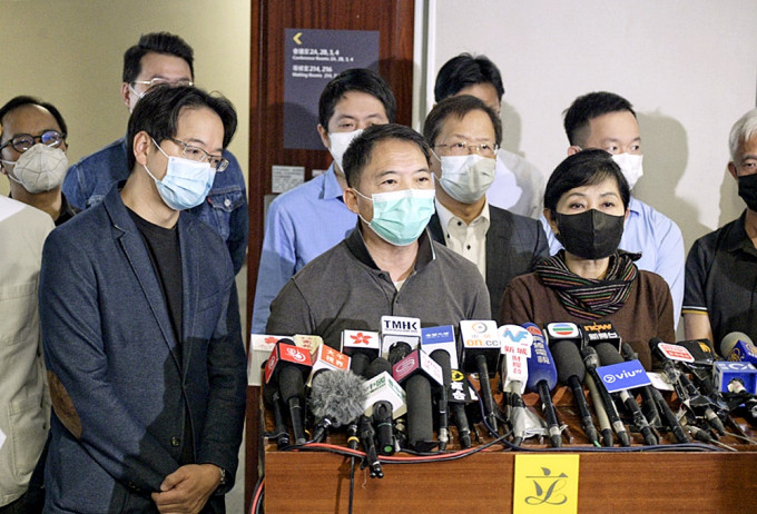民主派严厉谴责警方滥捕林卓廷、许智峯。 资料图片