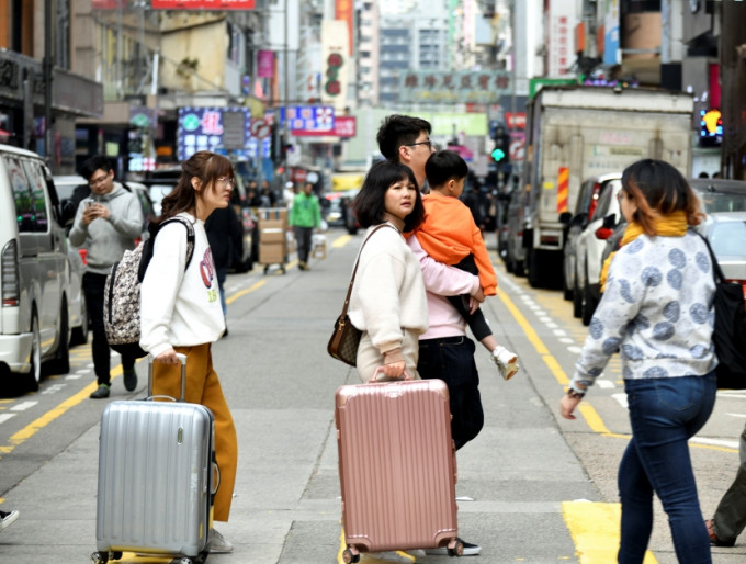 旅發局宣布，與香港品質保證局（HKQAA）合作，將為旅遊相關行業提供統一的衞生防疫指引。
