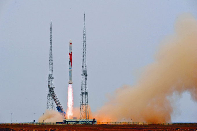 朱雀二号火箭昨日成功发射。
