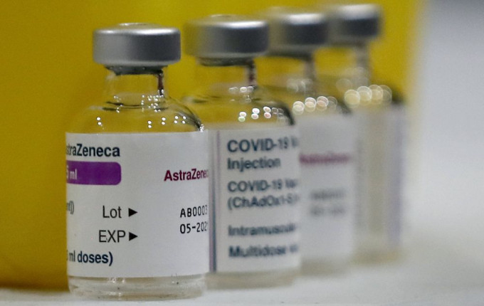 阿斯利康冀秋季前完成因应变种病毒改良的疫苗。AP图片