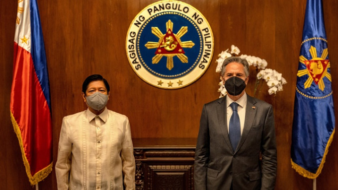 小马可斯在菲律宾总统府与布林肯会晤。路透社图片