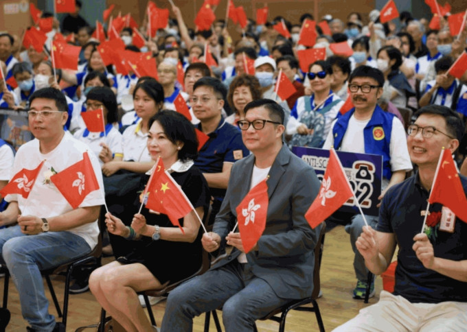 港队昨晚（7日）完成今届残奥所有赛事，保安局局长邓炳强晩上在社交平台称赞港队突破佳绩，感谢有份出赛运动员为港争光。资料图片