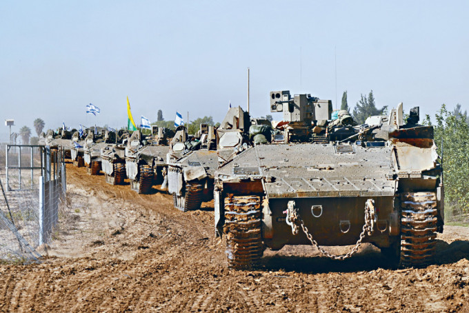 以哈暂时停火，一队以军坦克离开加沙后部署在以国南部边界。