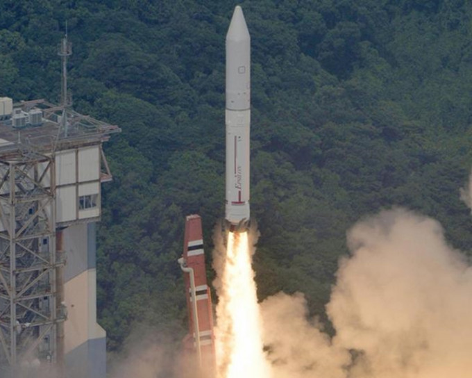 日本宇宙航空研究开发机构成功发射「艾普斯龙」火箭。AP