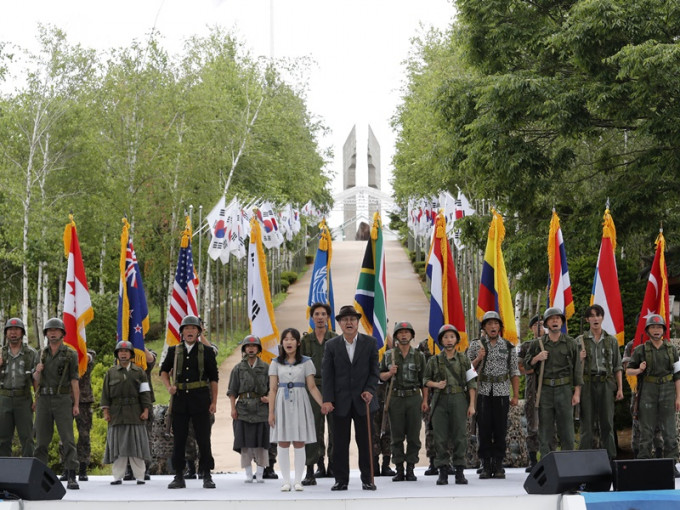 南韓低調地紀念韓戰爆發70周年。AP