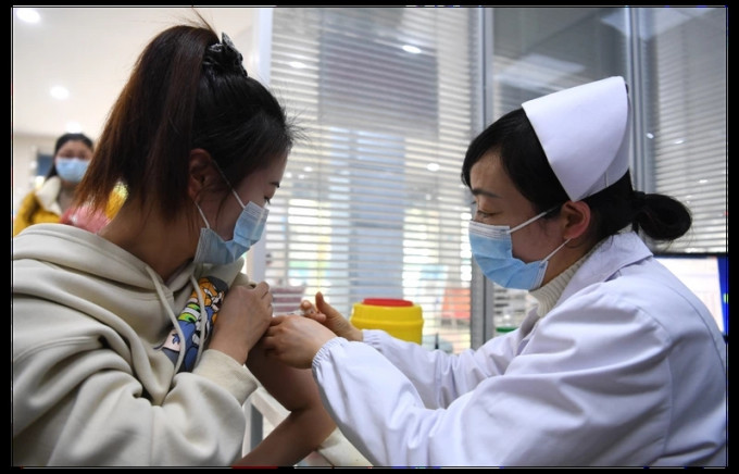 北京疾控公布曾對疫苗嚴重過敏者禁接種新冠疫苗。新華社資料圖片