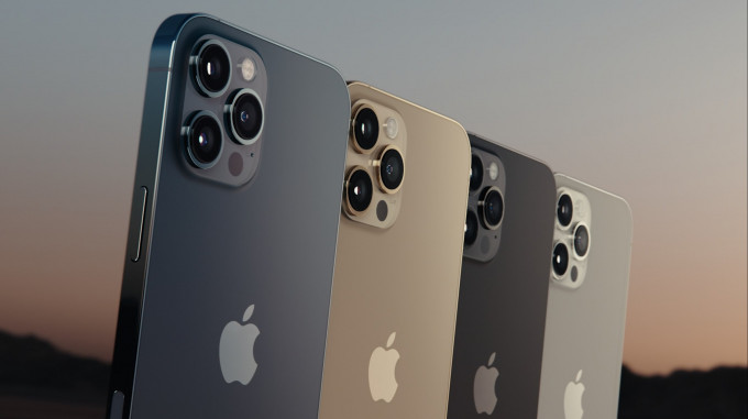●iPhone 12 Pro系列沿用三镜组合,并加入了LiDAR感测器。