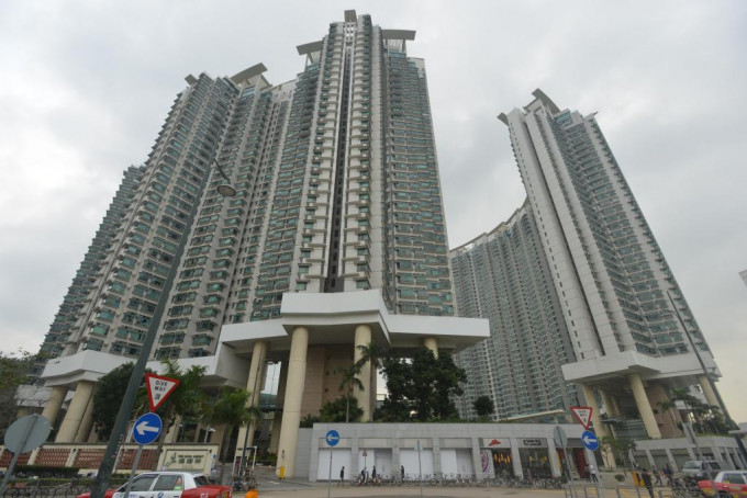 租客轉買，820萬入市東堤灣畔高層兩房。