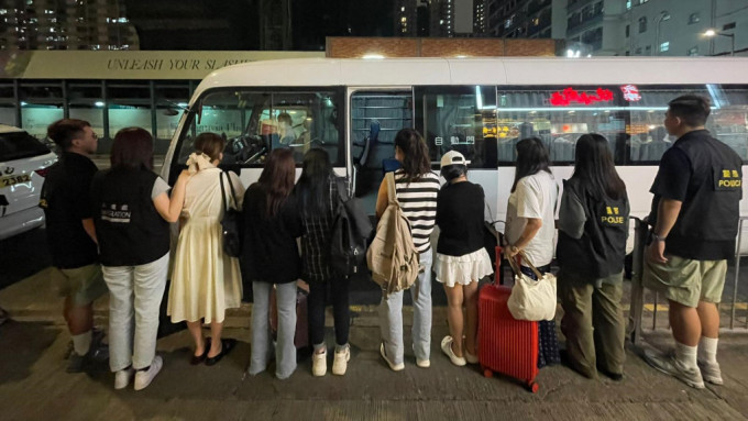 警方西九龍大掃黃 五日拘24內地女 介乎28至63歲。警方圖片