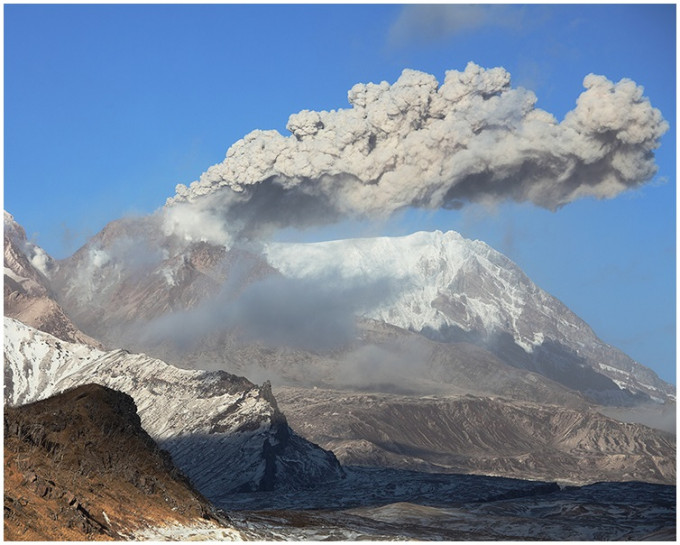 舍维留奇火山喷发火山灰向东北方向扩散。资料图片
