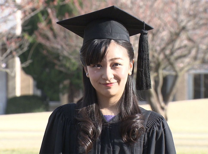 佳子公主在毕业后将作为皇族致力于公务。网图
