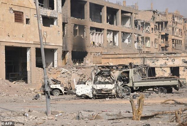 一輛裝有炸彈的汽車今天在敘利亞東部爆炸。網上圖片