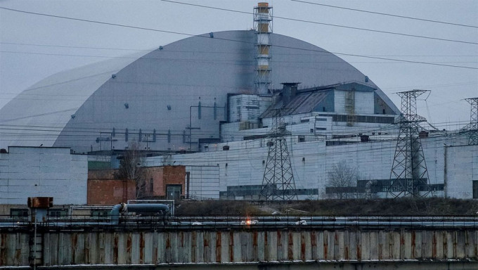 烏克蘭稱切爾諾貝爾核電站周邊超1萬公頃森林著火。路透社圖片