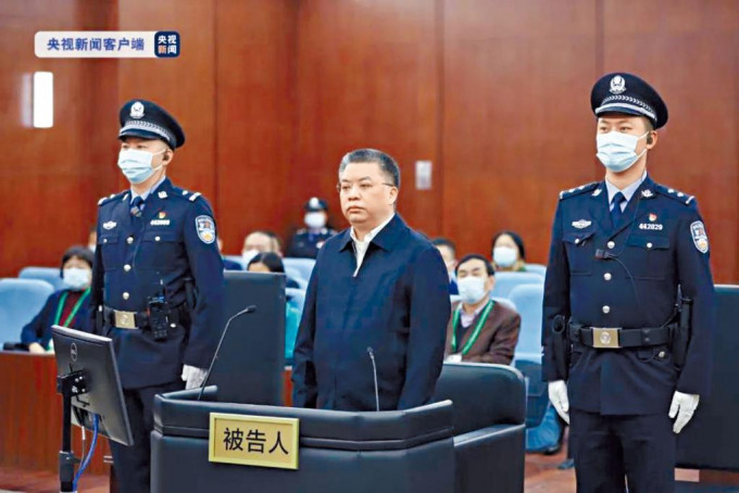 童道驰在深圳法院受审。