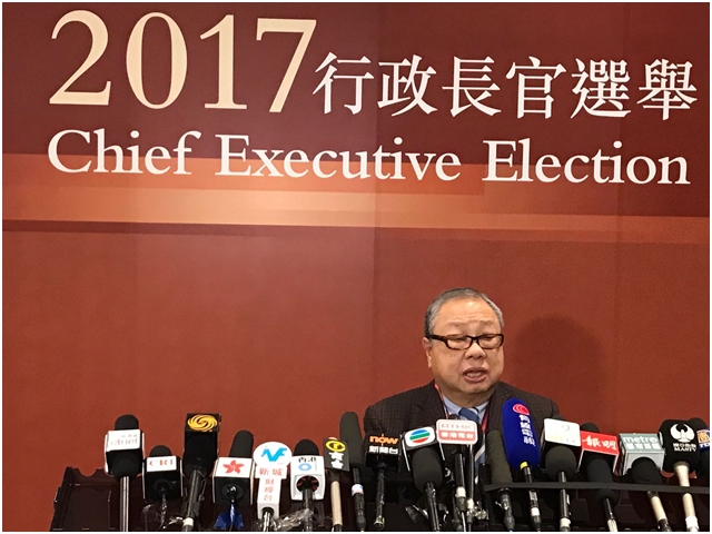 陈永棋呼吁香港要团结起来。