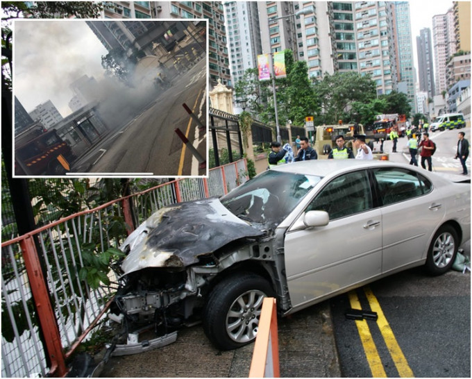 私家車車頭損毀嚴重。撞欄後冒煙。小圖為冒煙中的私家車。fb小心駕駛kary choi圖片