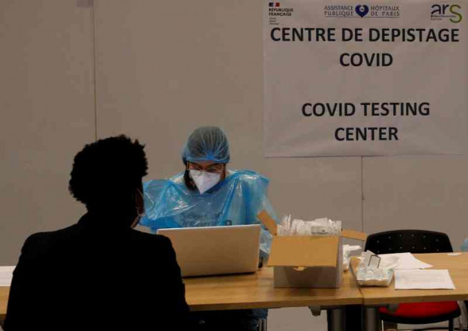 16国旅客入境法国须强制接受病毒检测。AP
