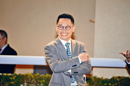 丁冠豪昨晚憑「勇冠多」及「活力名駒」起孖。