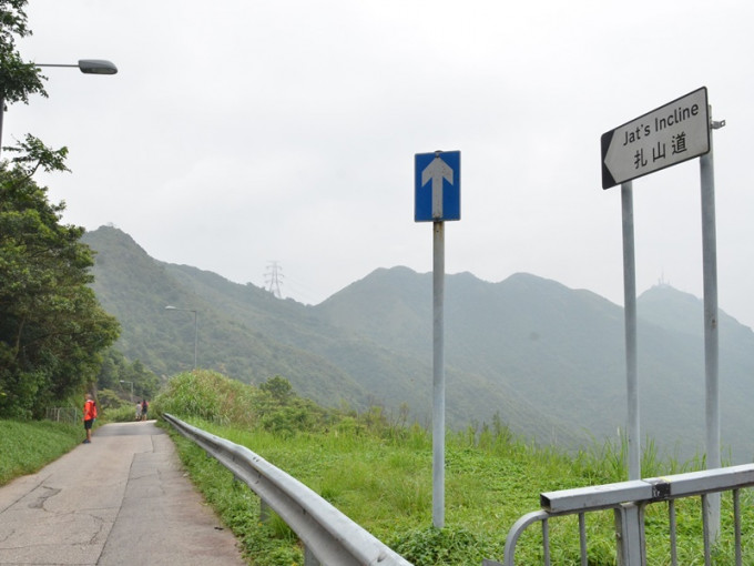 男子被載往飛鵝山扎山道後遭打劫。資料圖片