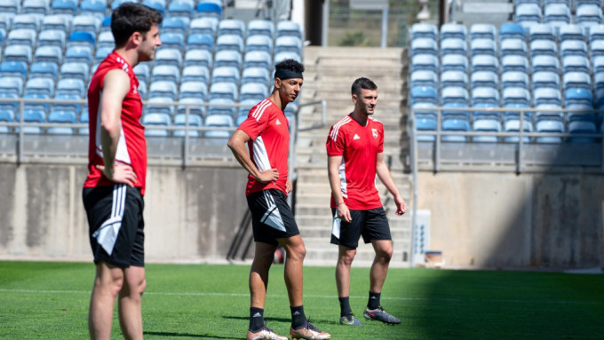 直布羅陀球員認真備戰對希臘的歐國盃外圍賽。