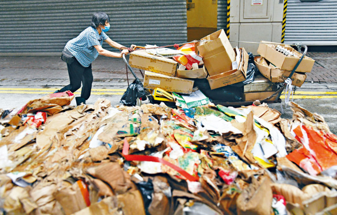 ■內地二○一七年部署停止入口洋垃圾，今年底再落實停止入口廢紙。