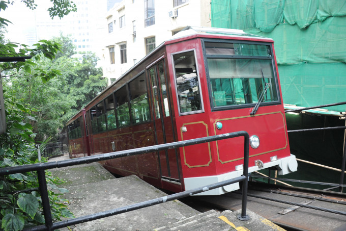 纜車服務提早於今晚10時關閉。資料圖片