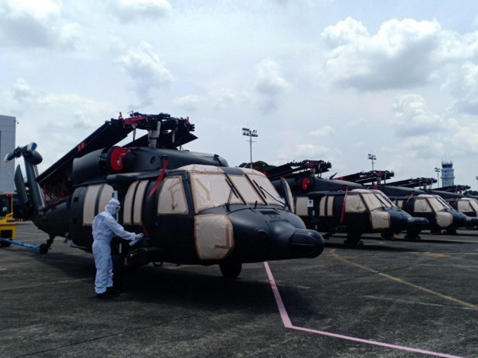 菲律宾空军一架黑鹰直升机在演习期间坠毁。波兰飞机制造公司官网图片