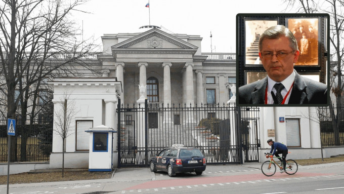 俄罗斯驻华沙大使馆、俄罗斯驻波兰大使安德烈耶夫（小图）。 美联社/路透社