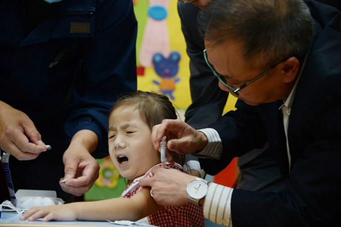 当局指，近23万名6个月至未满12岁儿童接种流感疫苗。 资料图片