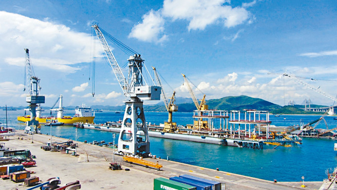 長和昨宣布，收購太古所持聯合船塢50%權益。