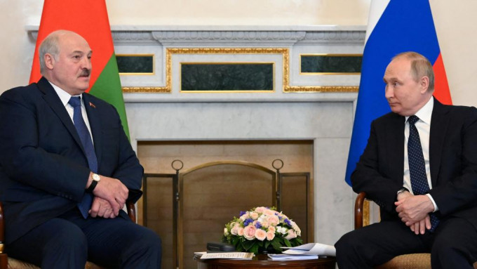 普京和卢卡申科在圣彼得堡会晤。REUTERS