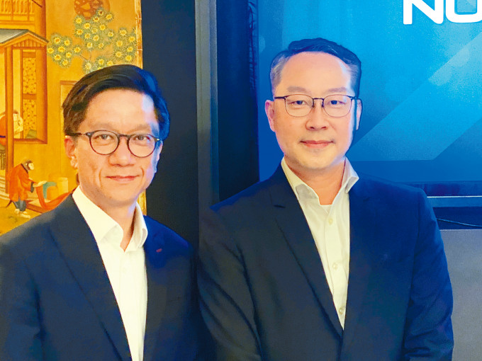 Nutanix系統工程經理羅偉文（左）及Nutanix香港及澳門區總經理高德泰：Nutanix正與本港服務供應商研究，以即服務方式讓客戶配置Nutanix方案。
