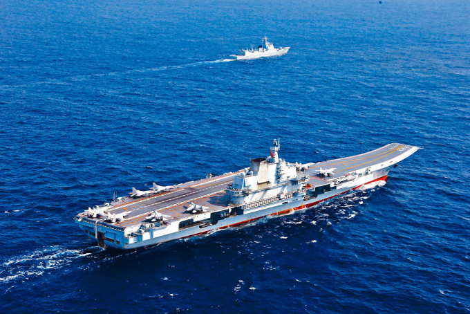 遼寧艦編隊昨日從東海前赴太平洋。