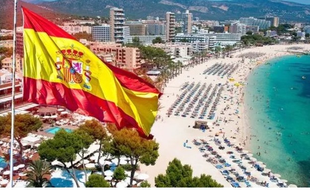 西班牙上半年外国游客量显著增长。网上图片