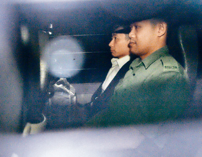 已婚证券公司前董事陈文深否认谋杀罪受审。