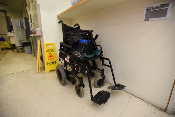 傷者的電動輪椅租用。