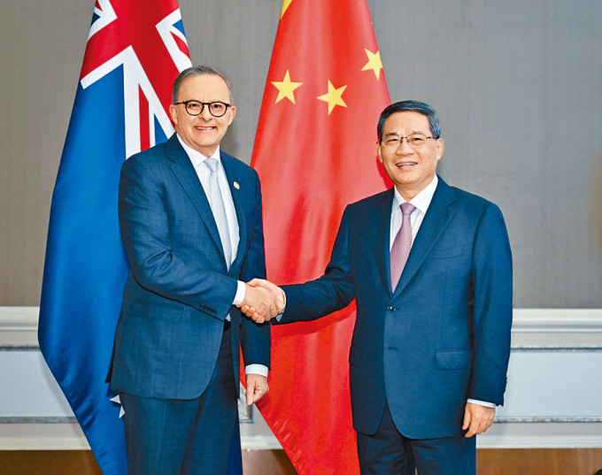 李强与澳洲总理阿尔巴内塞在印尼会面。