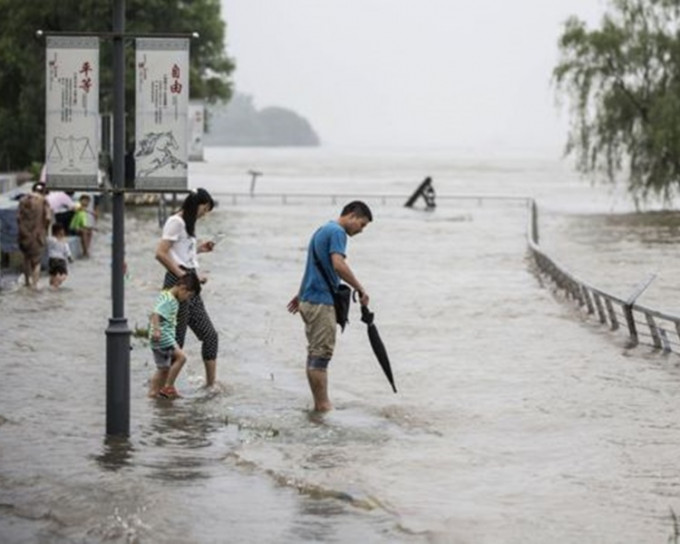 水文气象预料长江流域将有持续性强降雨。